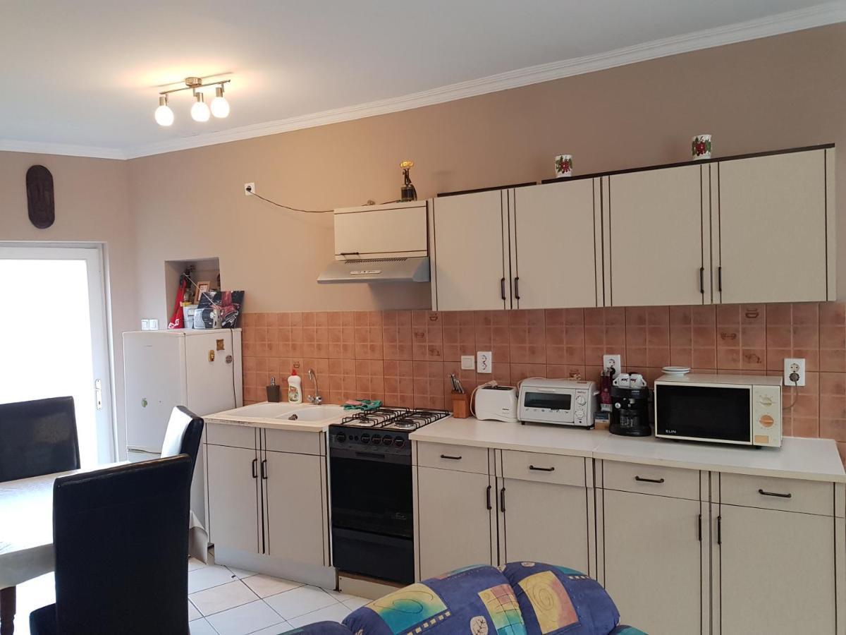 Belvárosi apartman Apartment Eger Bagian luar foto
